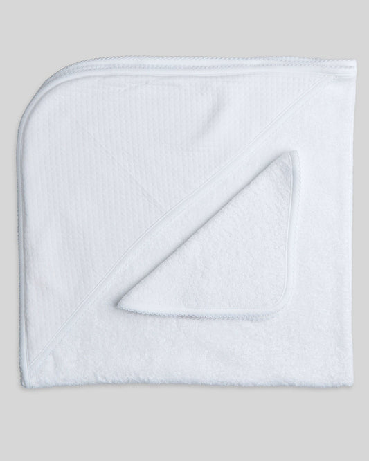 White infant towels made with pima cotton